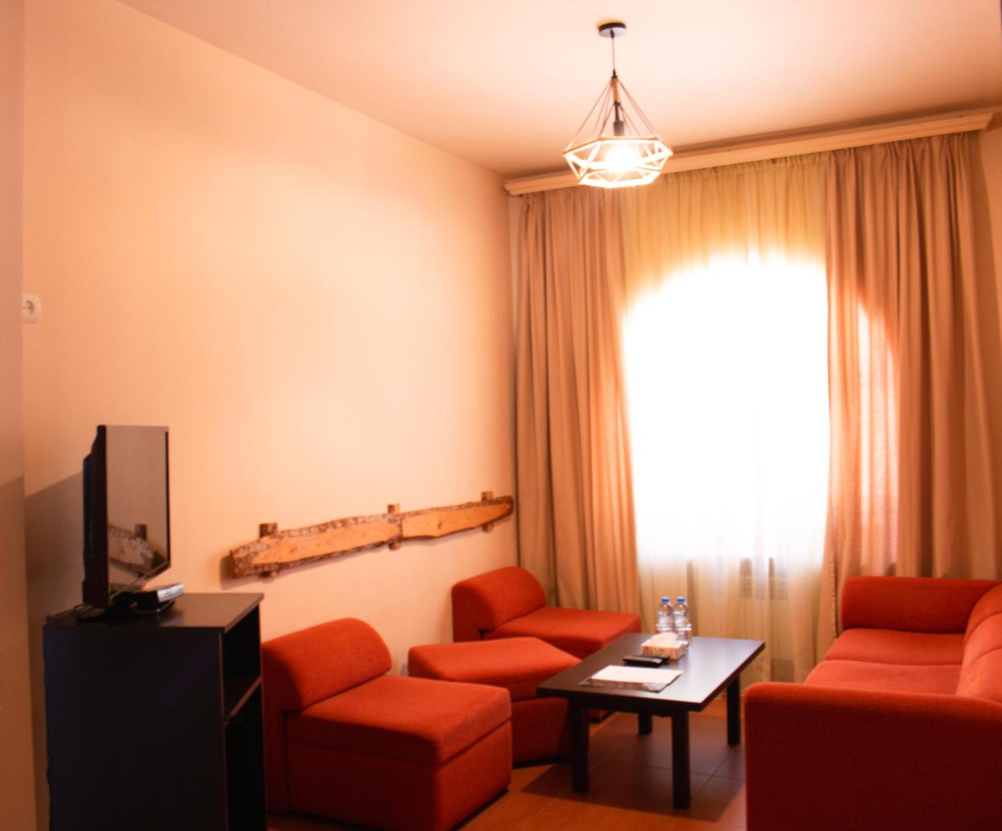 Tezh Ler Resort Shahumyan Rum bild